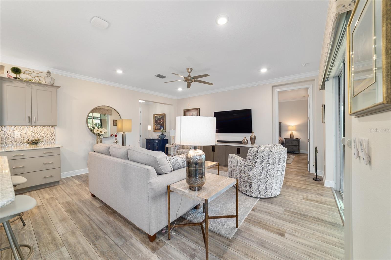 Image 20 of 66 For 10418 92nd Place Road