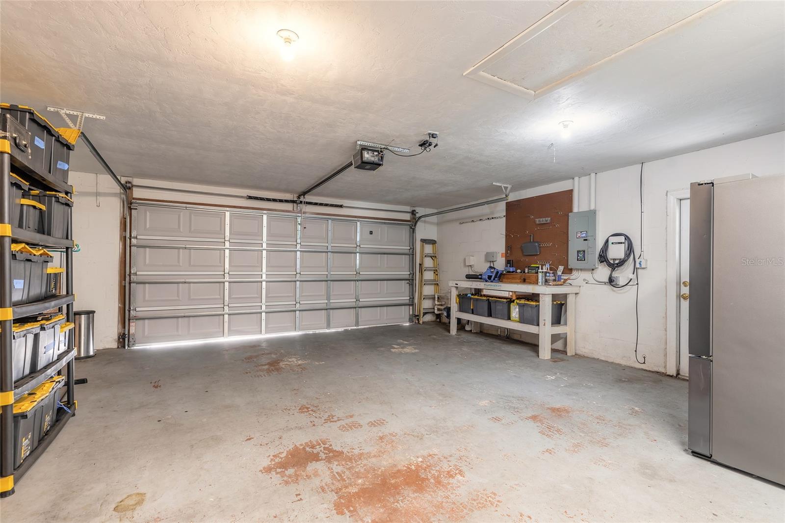 Image 24 of 36 For 6111 Del Mar Drive