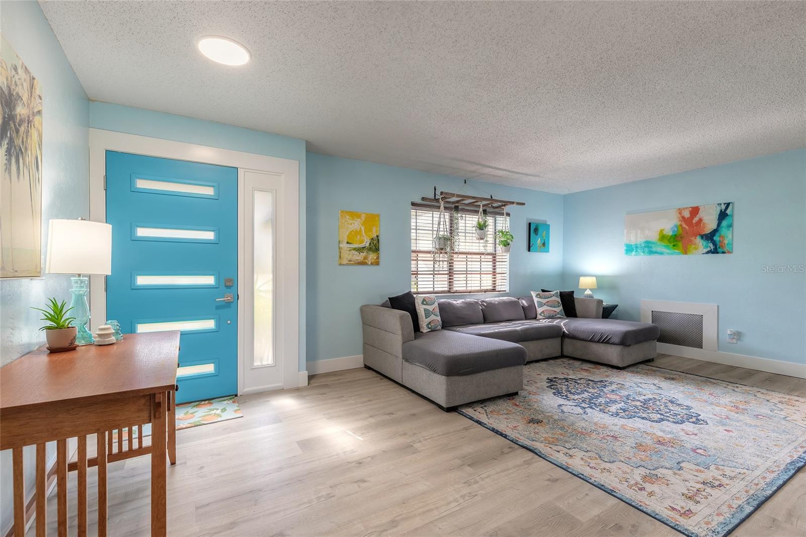 Image 7 of 36 For 6111 Del Mar Drive