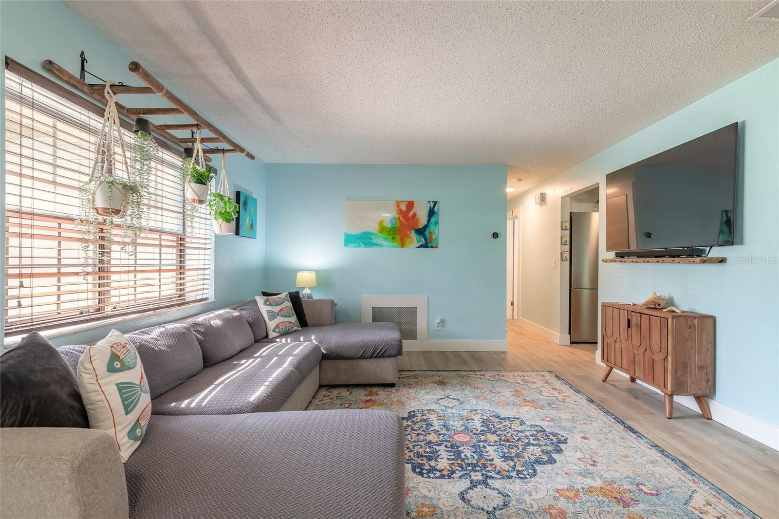 Image 9 of 36 For 6111 Del Mar Drive