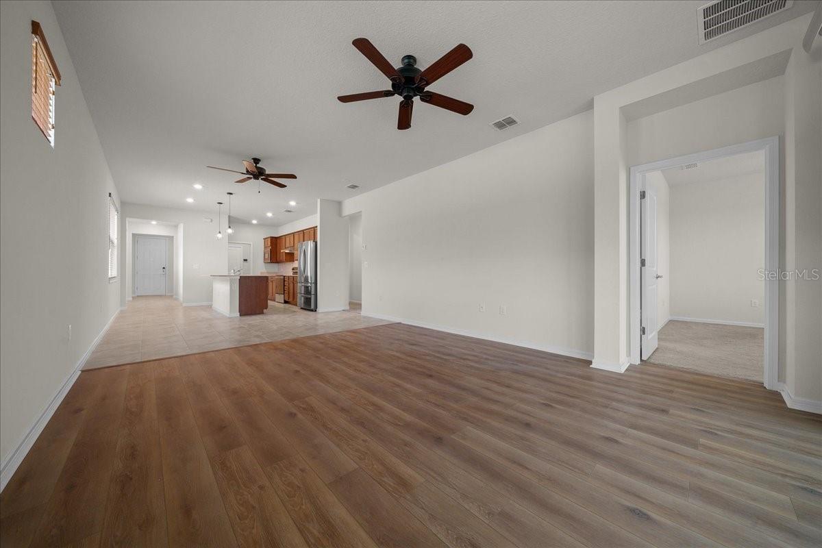 Image 15 of 47 For 6119 93rd Circle