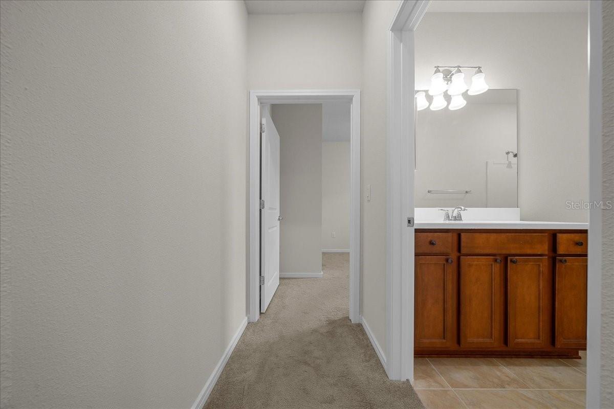 Image 21 of 47 For 6119 93rd Circle