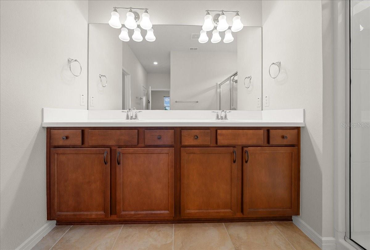 Image 29 of 47 For 6119 93rd Circle