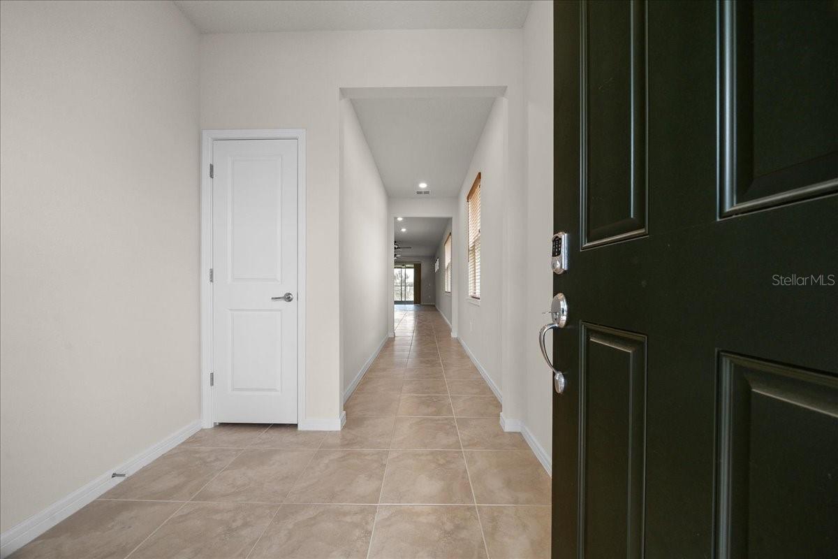 Image 4 of 47 For 6119 93rd Circle