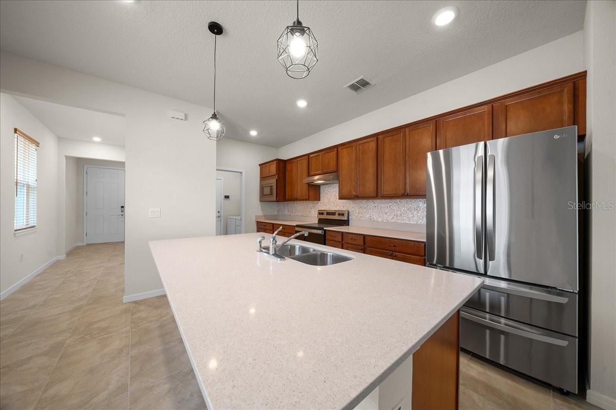 Image 7 of 47 For 6119 93rd Circle