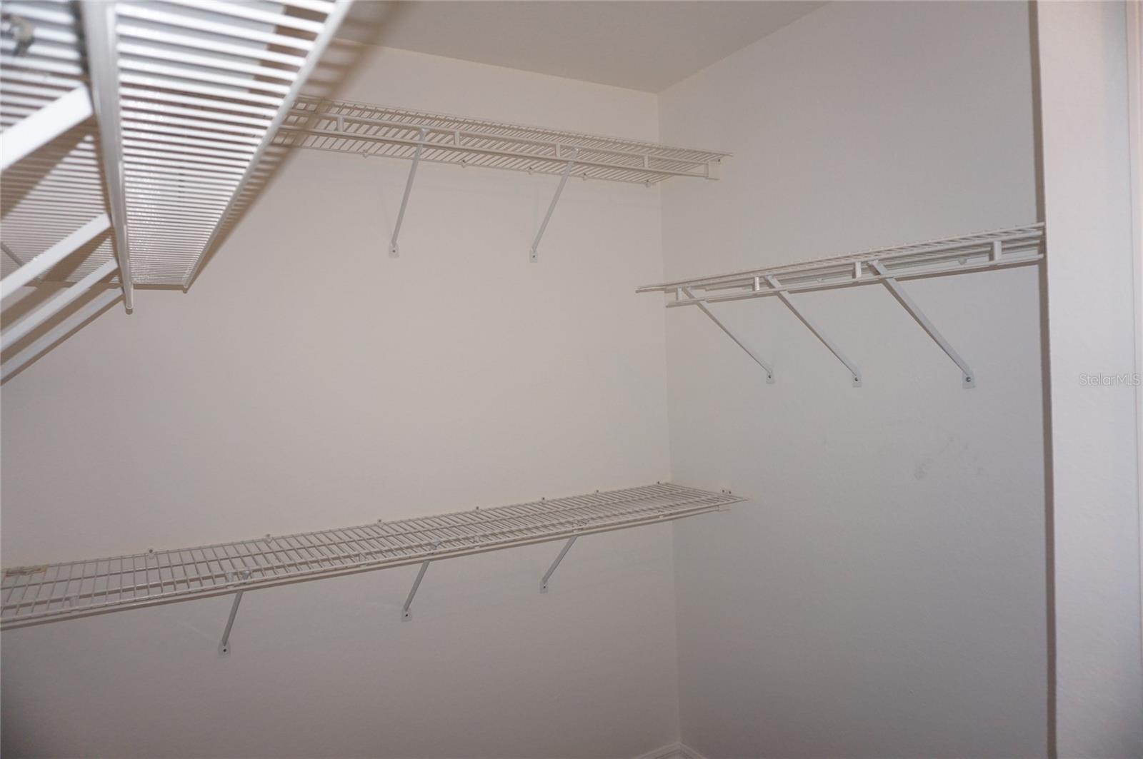 Image 18 of 37 For 7178 113th Loop