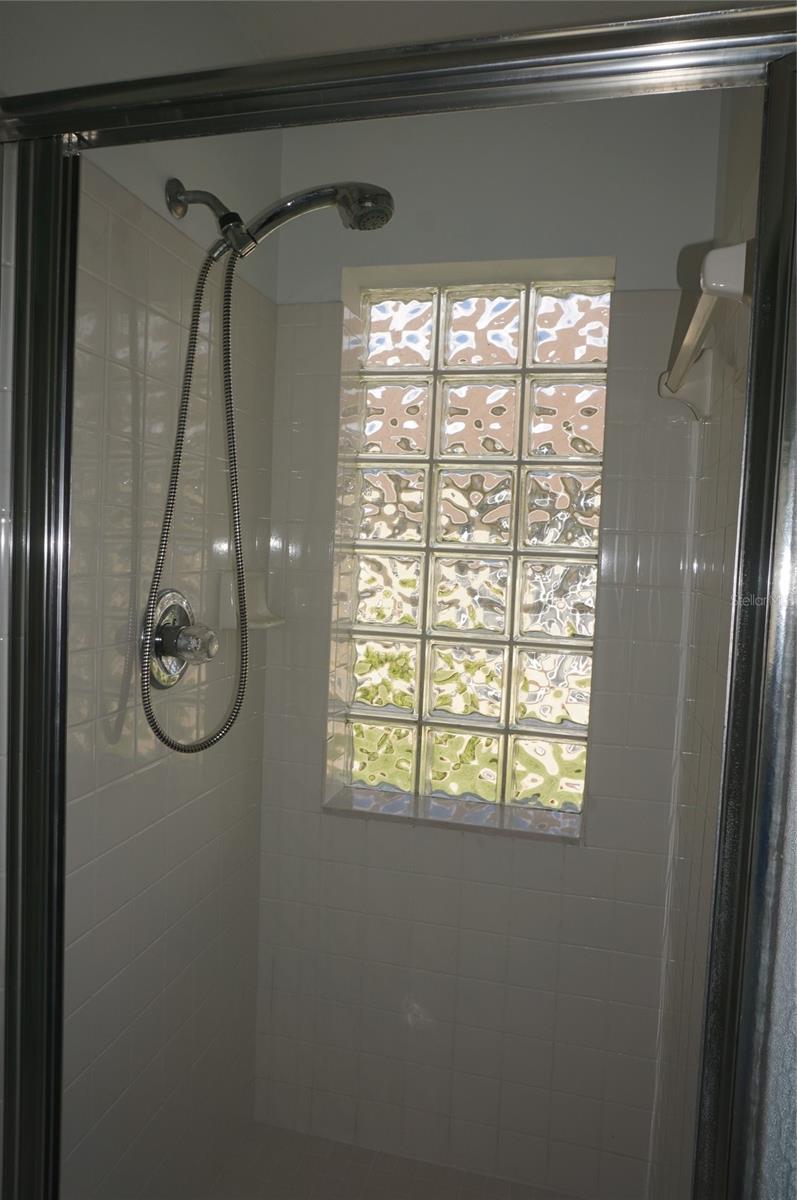 Image 23 of 37 For 7178 113th Loop