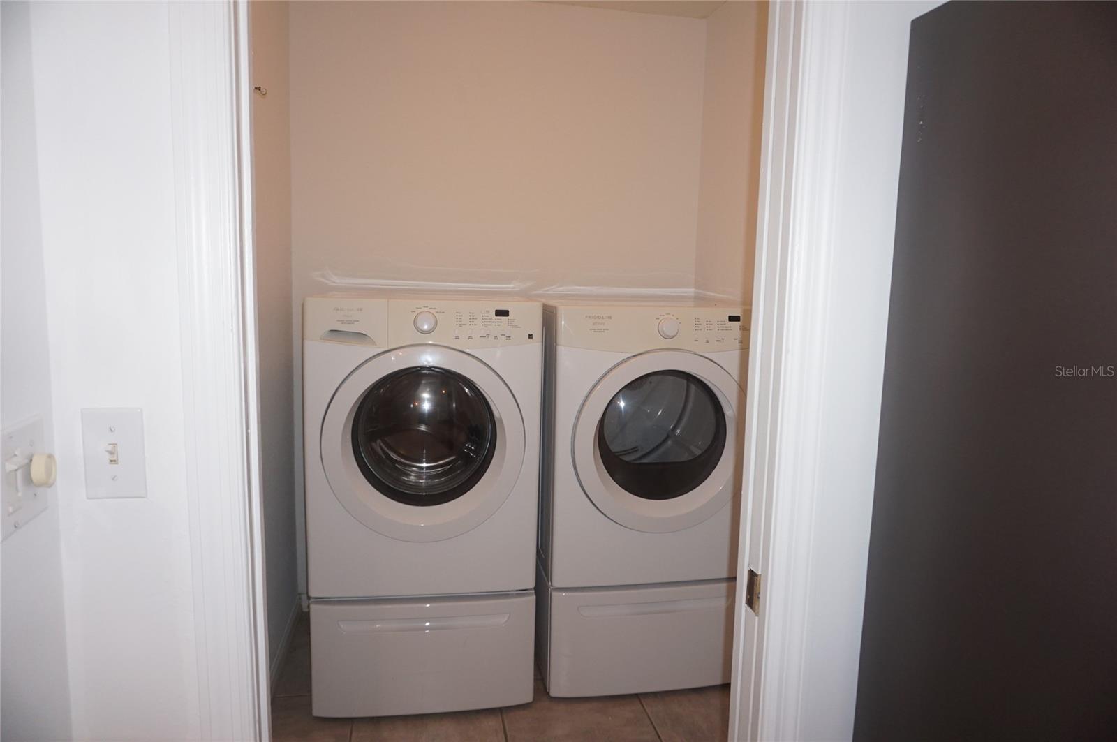 Image 36 of 37 For 7178 113th Loop