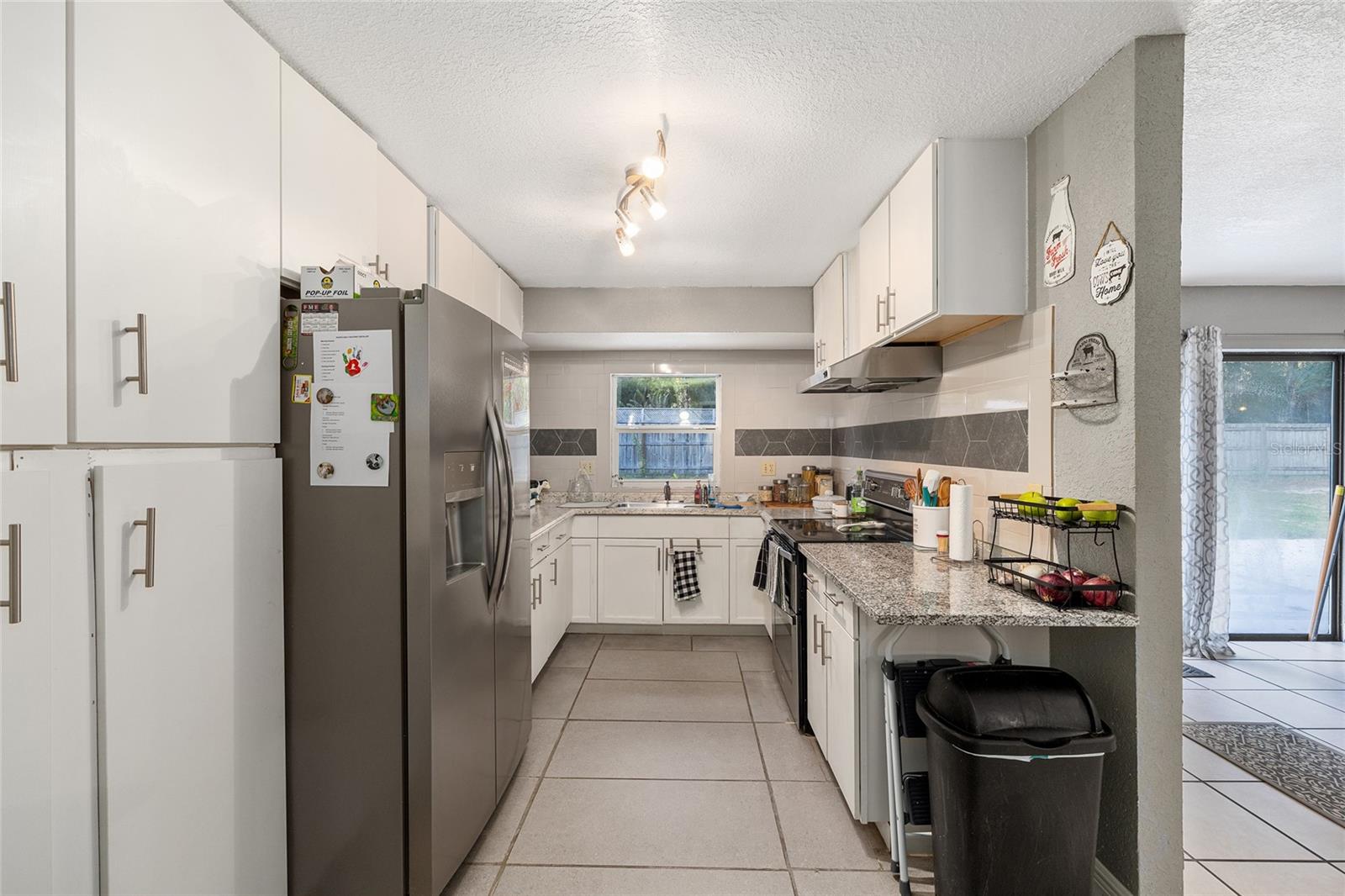 Image 17 of 51 For 12025 103rd Lane