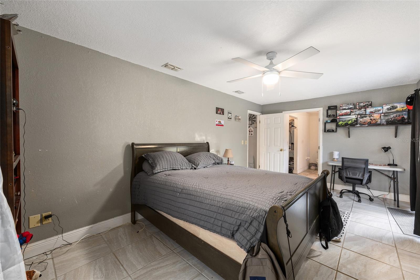 Image 20 of 51 For 12025 103rd Lane