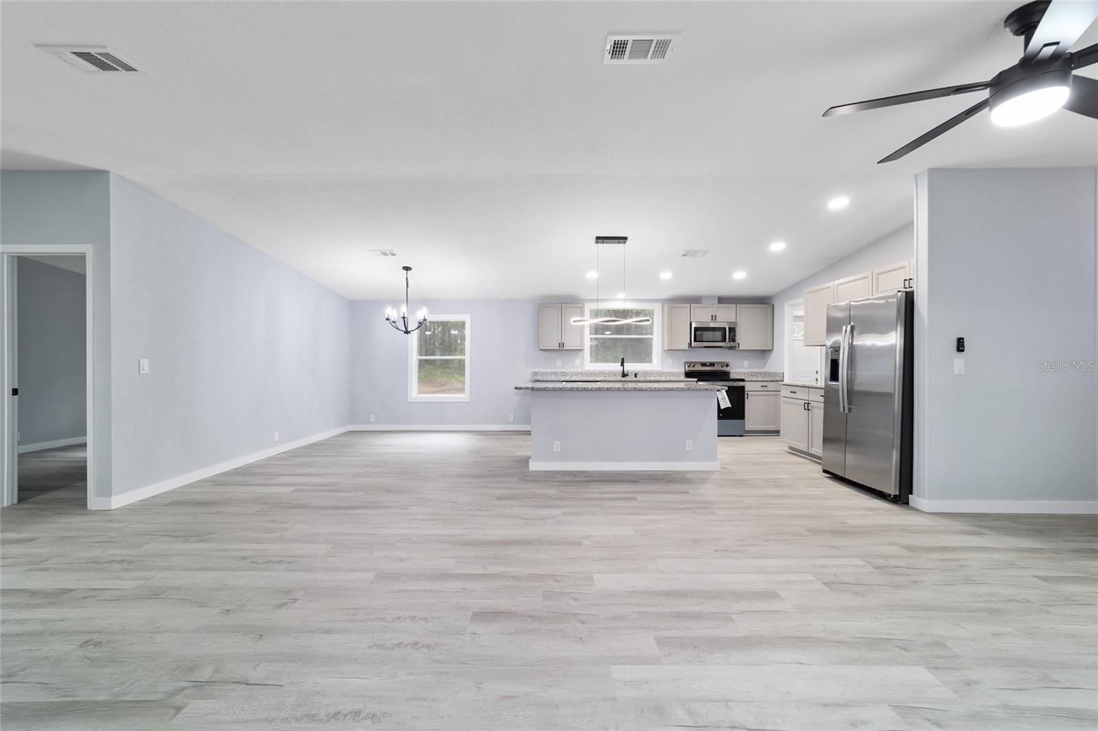 Image 17 of 60 For 18075 60th Street