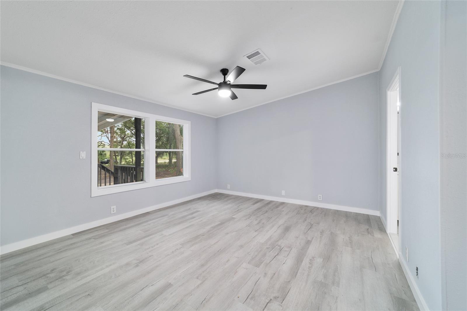 Image 34 of 60 For 18075 60th Street