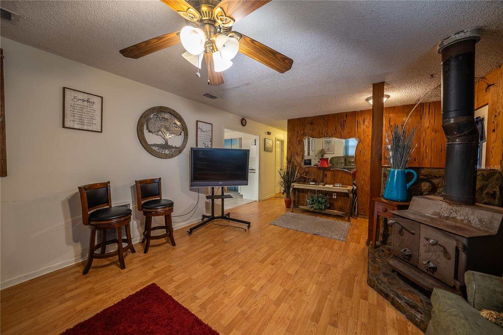 Image 3 of 19 For 608 21st Street