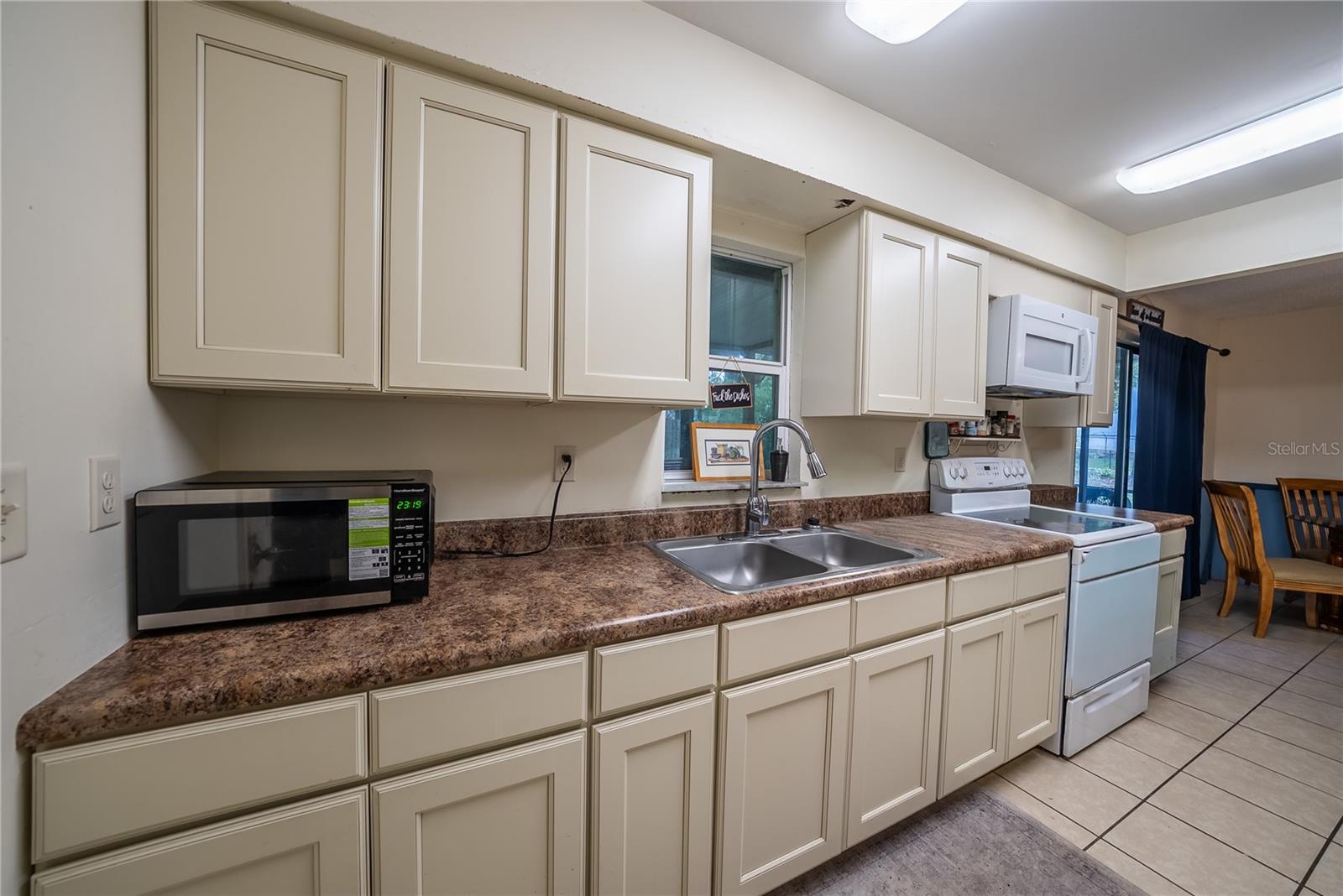 Image 7 of 19 For 608 21st Street