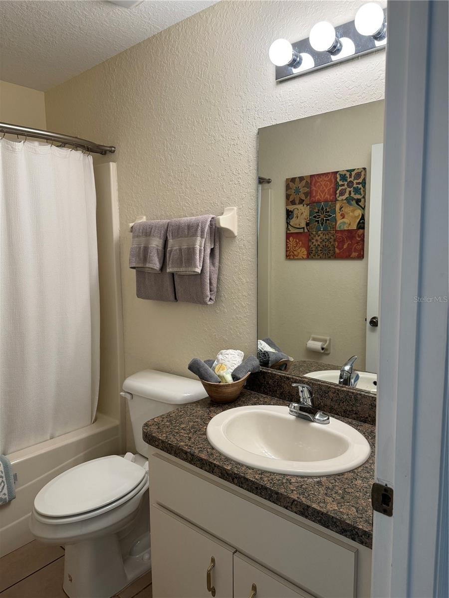 Image 13 of 29 For 5730 33rd Street