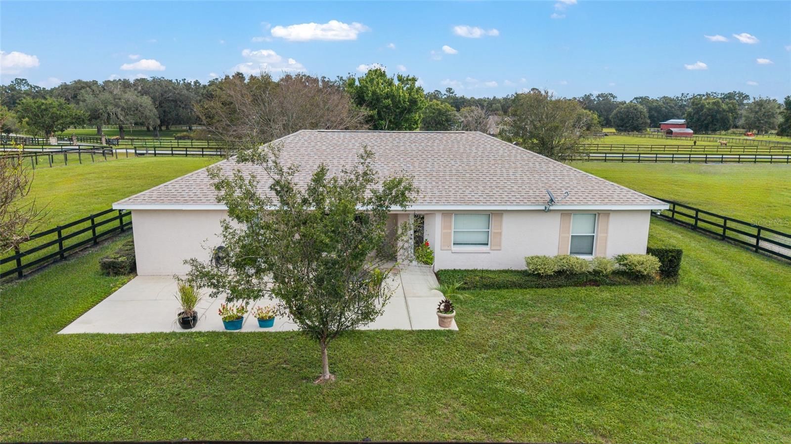 Image 52 of 84 For 19630 15th Place