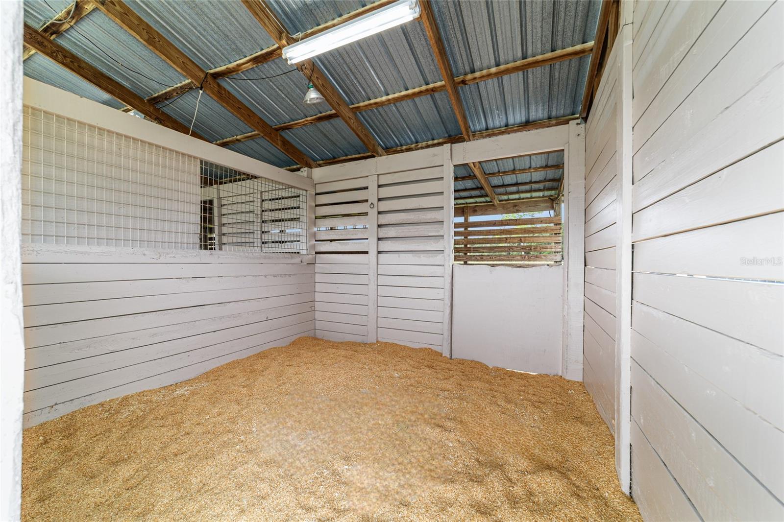 Image 60 of 84 For 19630 15th Place