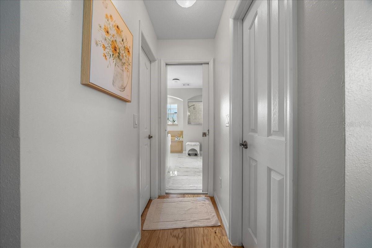 Image 21 of 48 For 4997 107th Loop