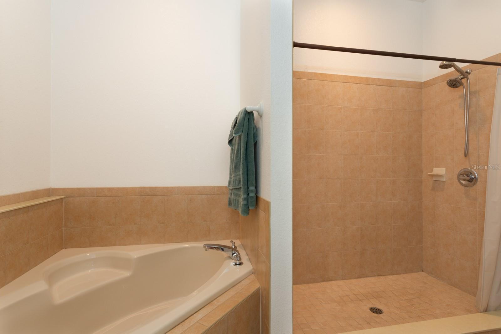 Image 12 of 20 For 11395 108th Terrace Road