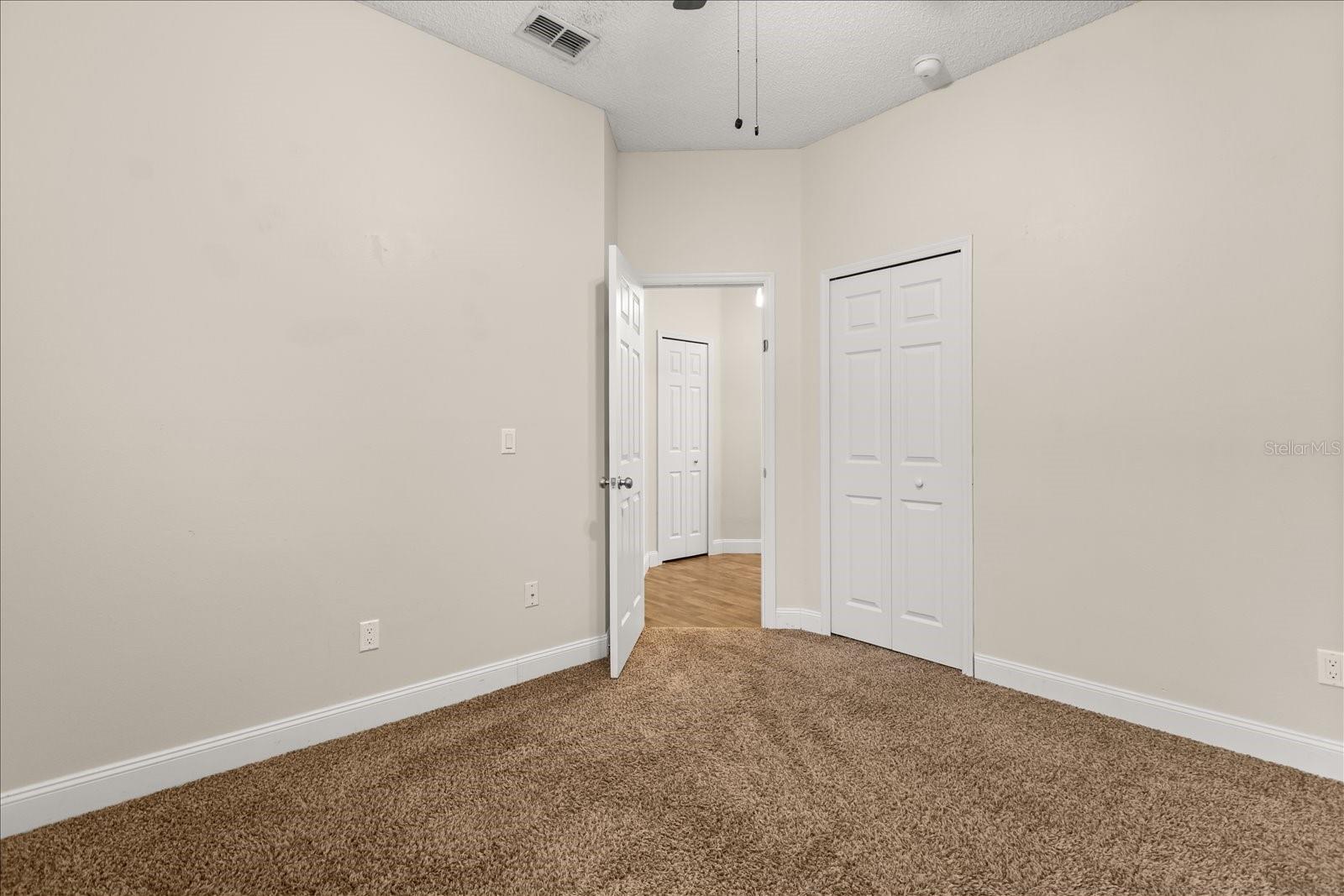 Image 18 of 27 For 14689 Kristenright Lane