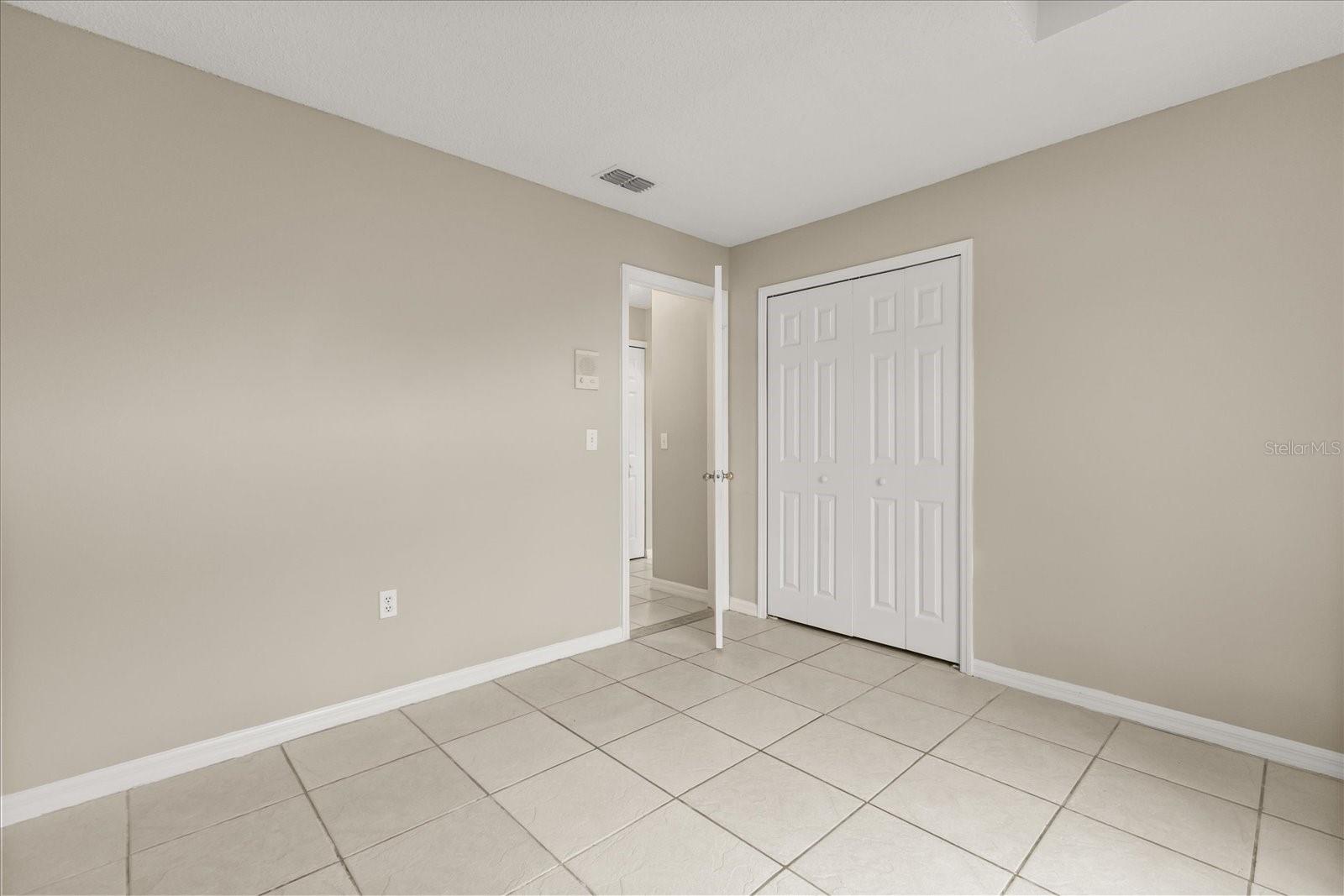 Image 16 of 23 For 4105 Mendenwood Lane
