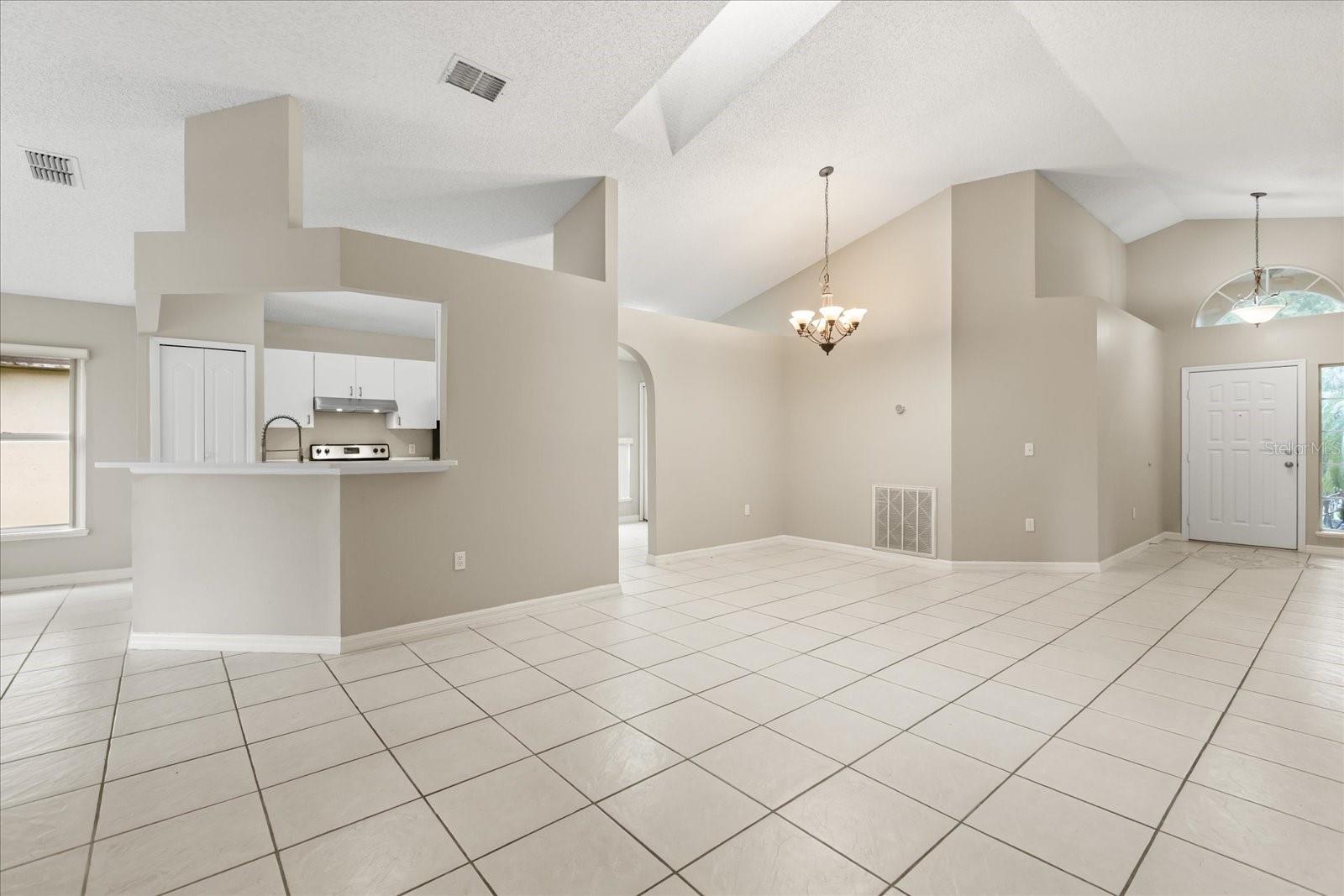 Image 5 of 23 For 4105 Mendenwood Lane