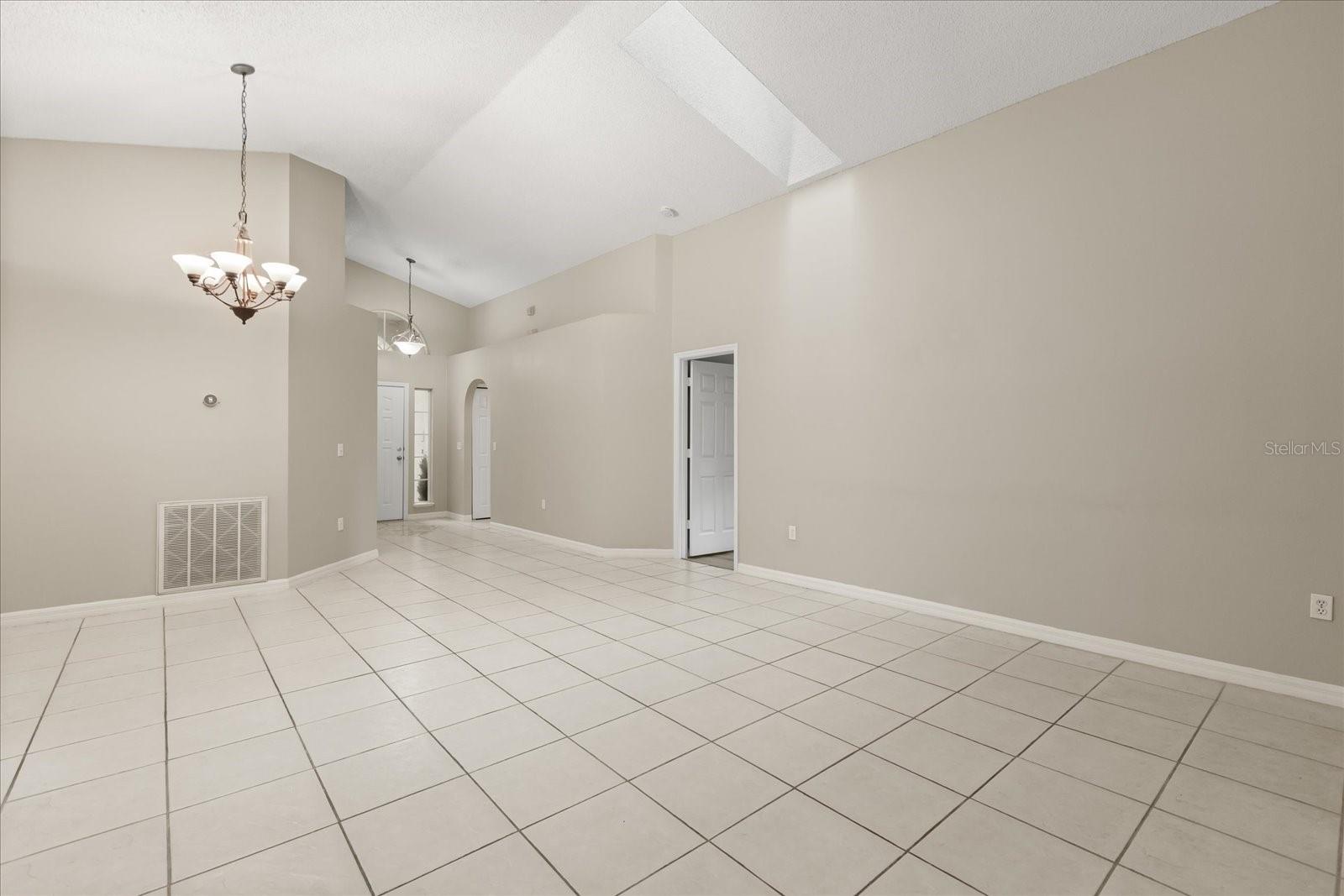 Image 6 of 23 For 4105 Mendenwood Lane