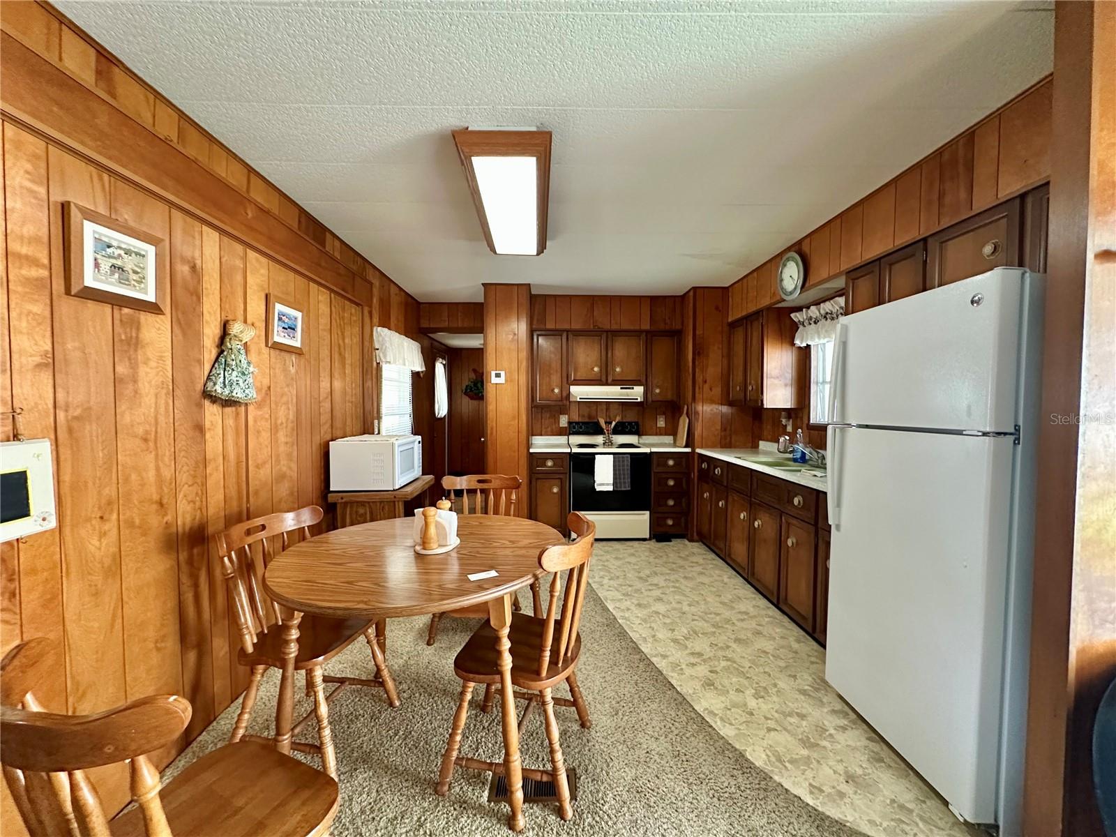 Image 12 of 16 For 37925 Date Palm Drive