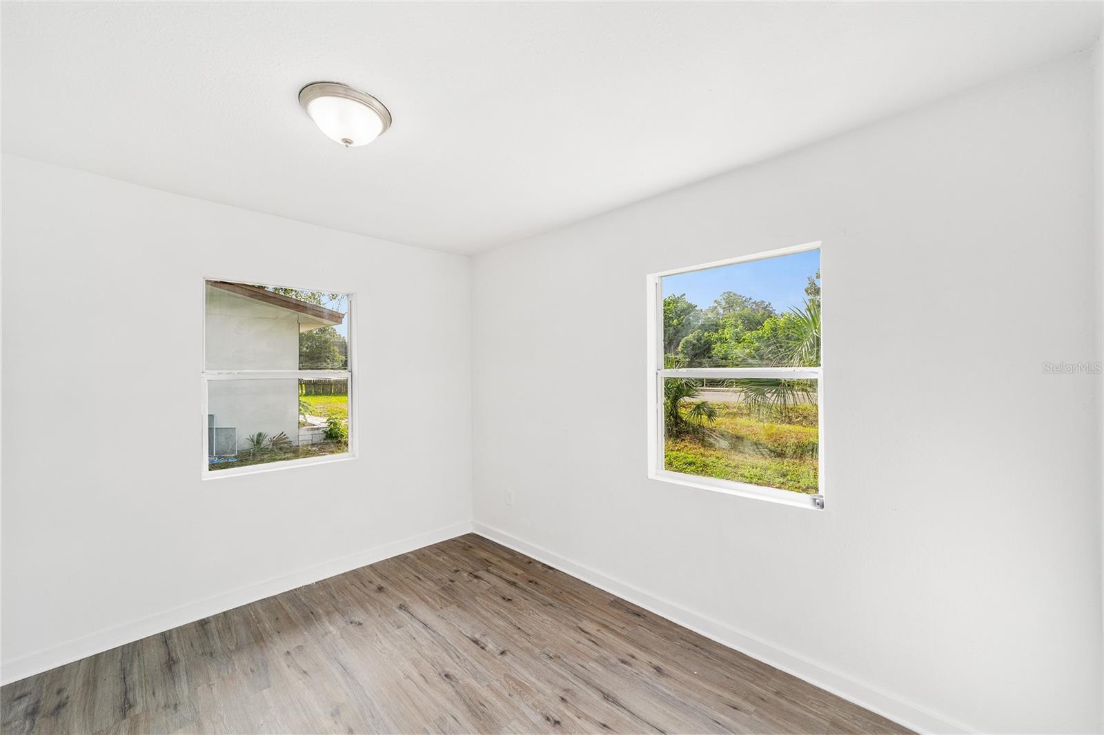 Image 19 of 32 For 1665 3rd Street