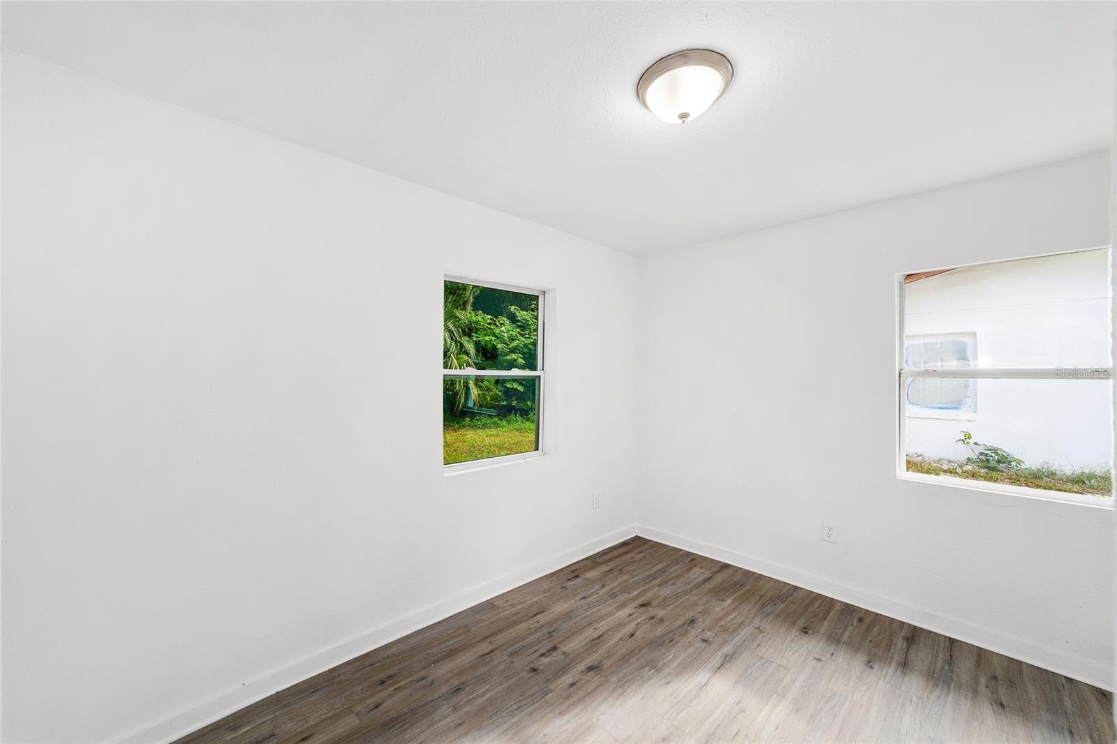 Image 22 of 32 For 1665 3rd Street