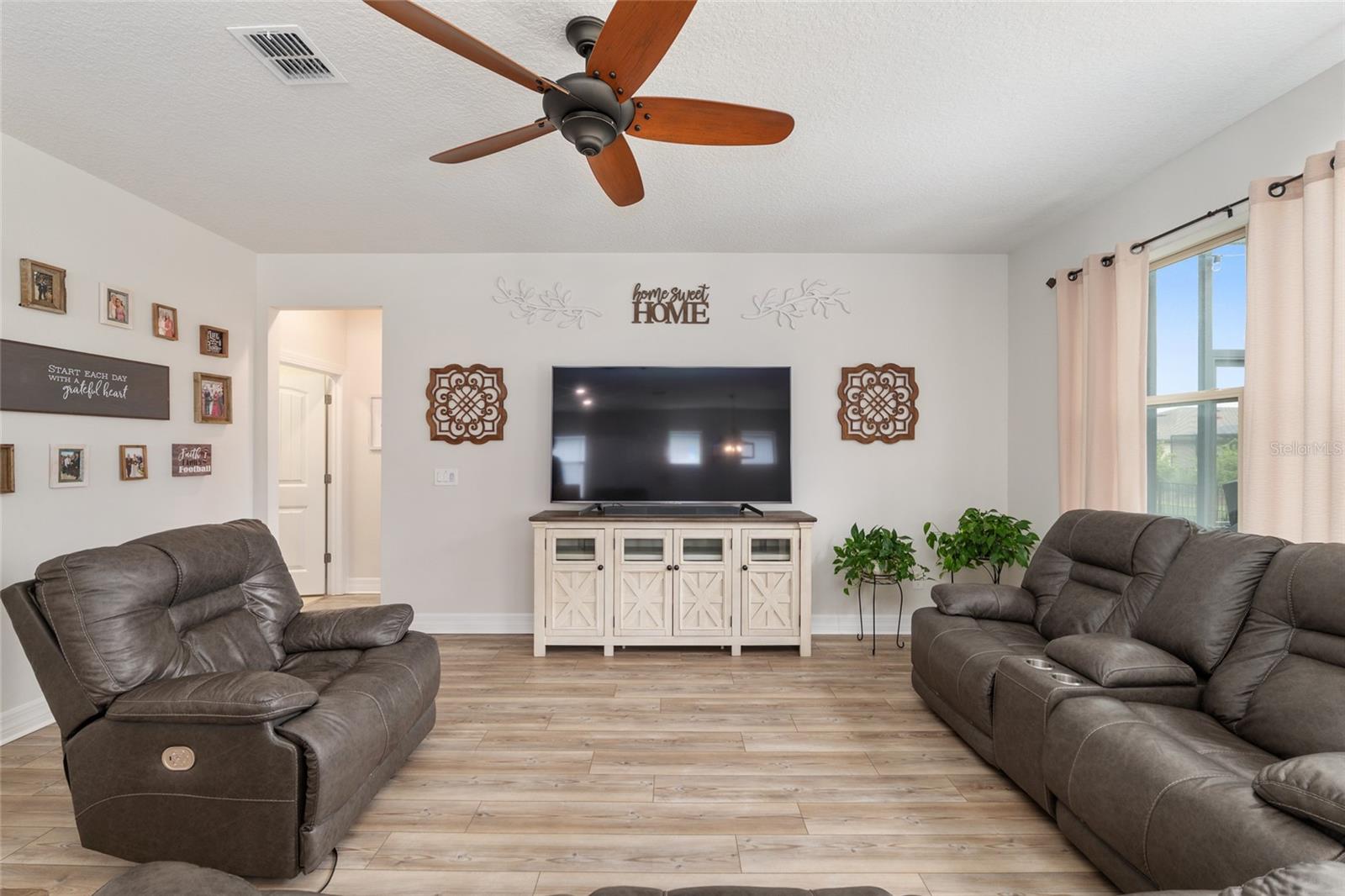 Image 11 of 54 For 9365 56 Loop