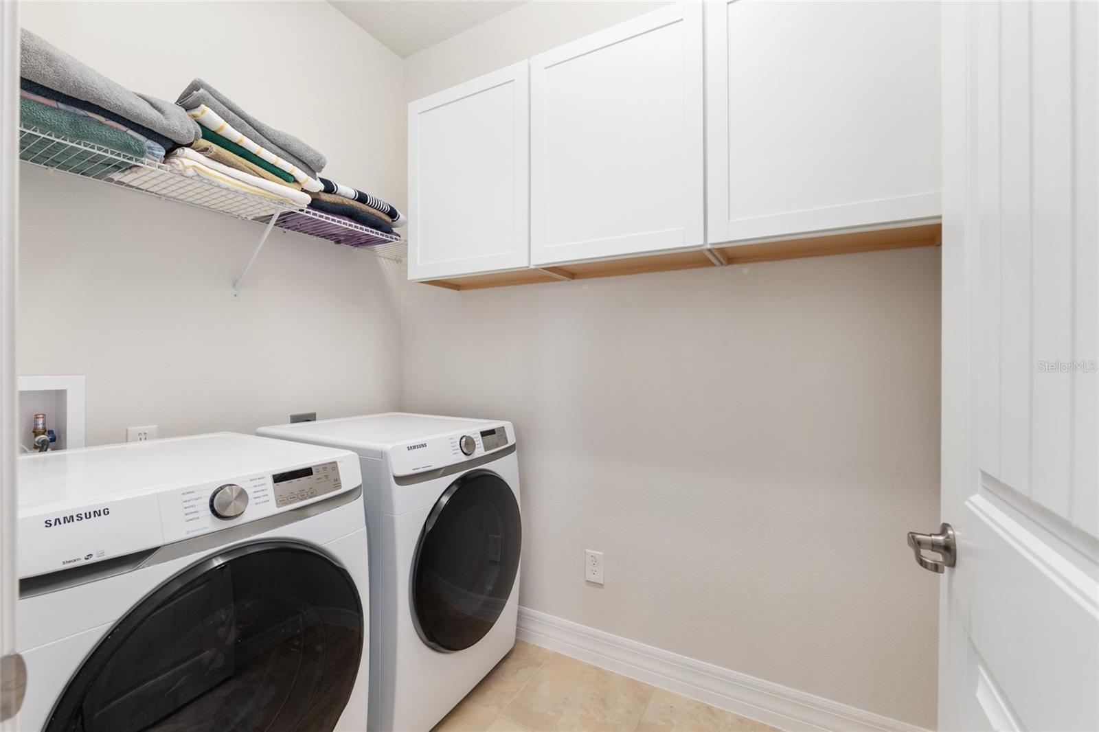 Image 35 of 54 For 9365 56 Loop