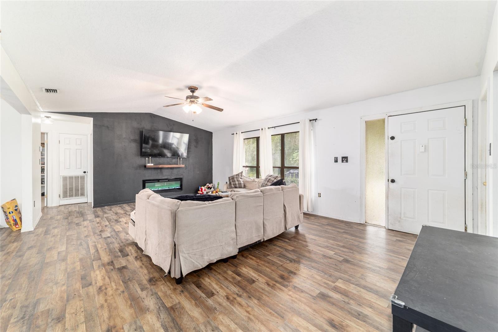 Image 3 of 25 For 2313 34th Place