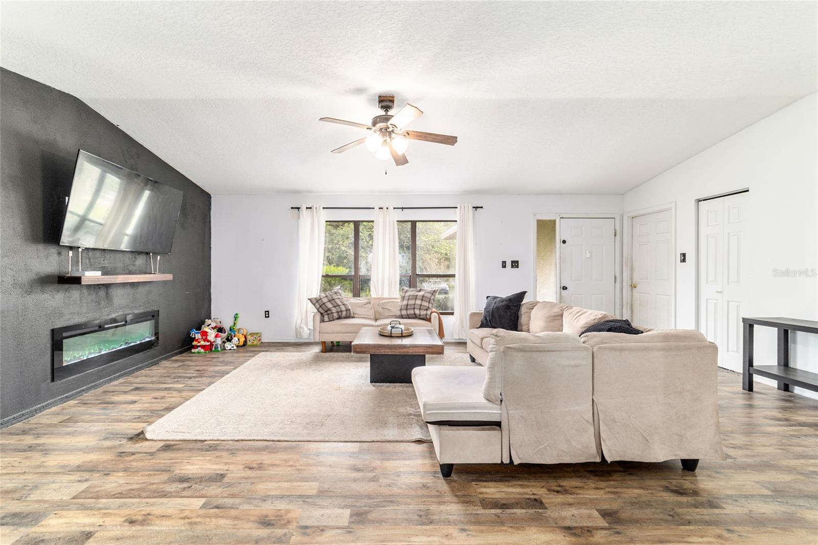 Image 4 of 25 For 2313 34th Place