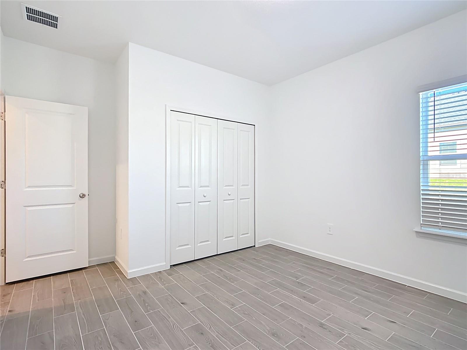 Image 39 of 80 For 19432 78th Place