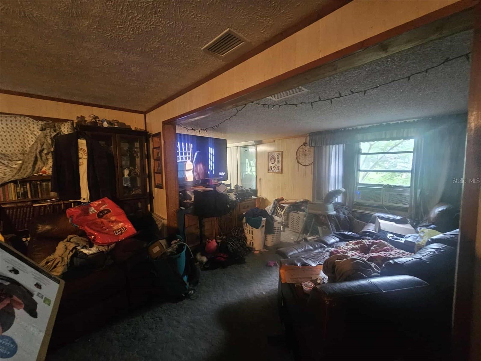 Image 34 of 47 For 19091 95th Street