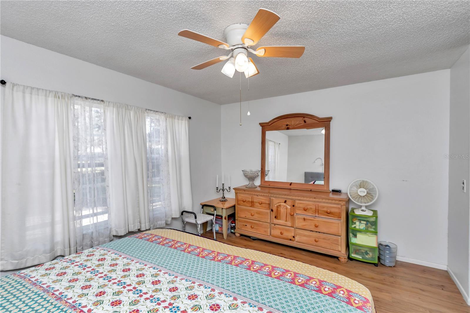 Image 17 of 34 For 303 Oak Track Pass