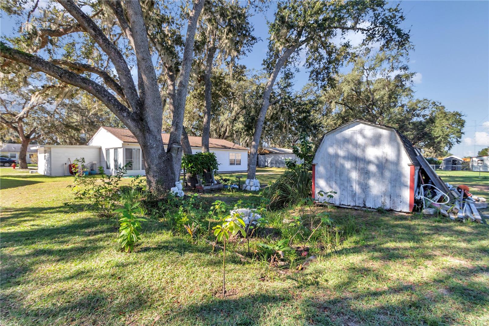 Image 32 of 34 For 303 Oak Track Pass