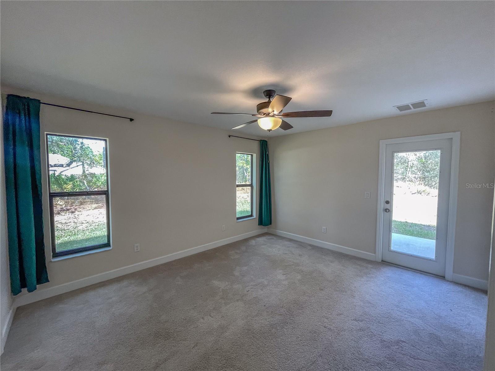 Image 5 of 31 For 15474 Magdalena Road