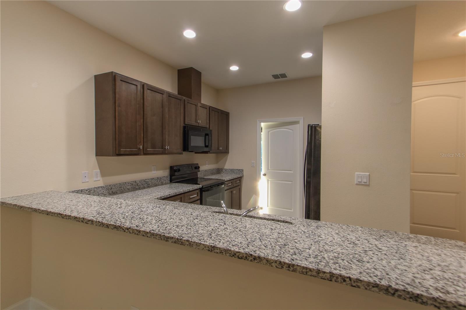 Image 8 of 31 For 15474 Magdalena Road