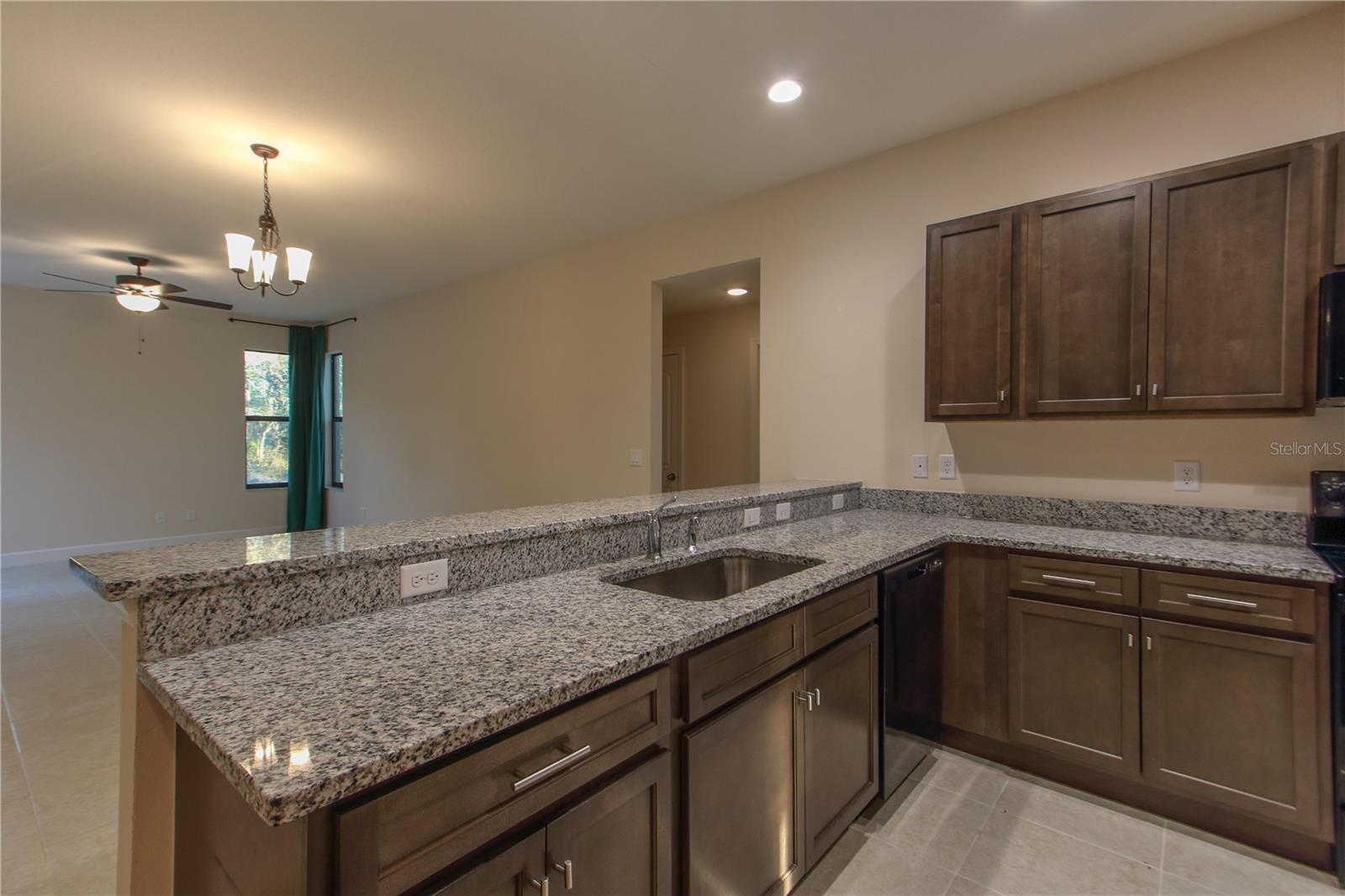 Image 9 of 31 For 15474 Magdalena Road