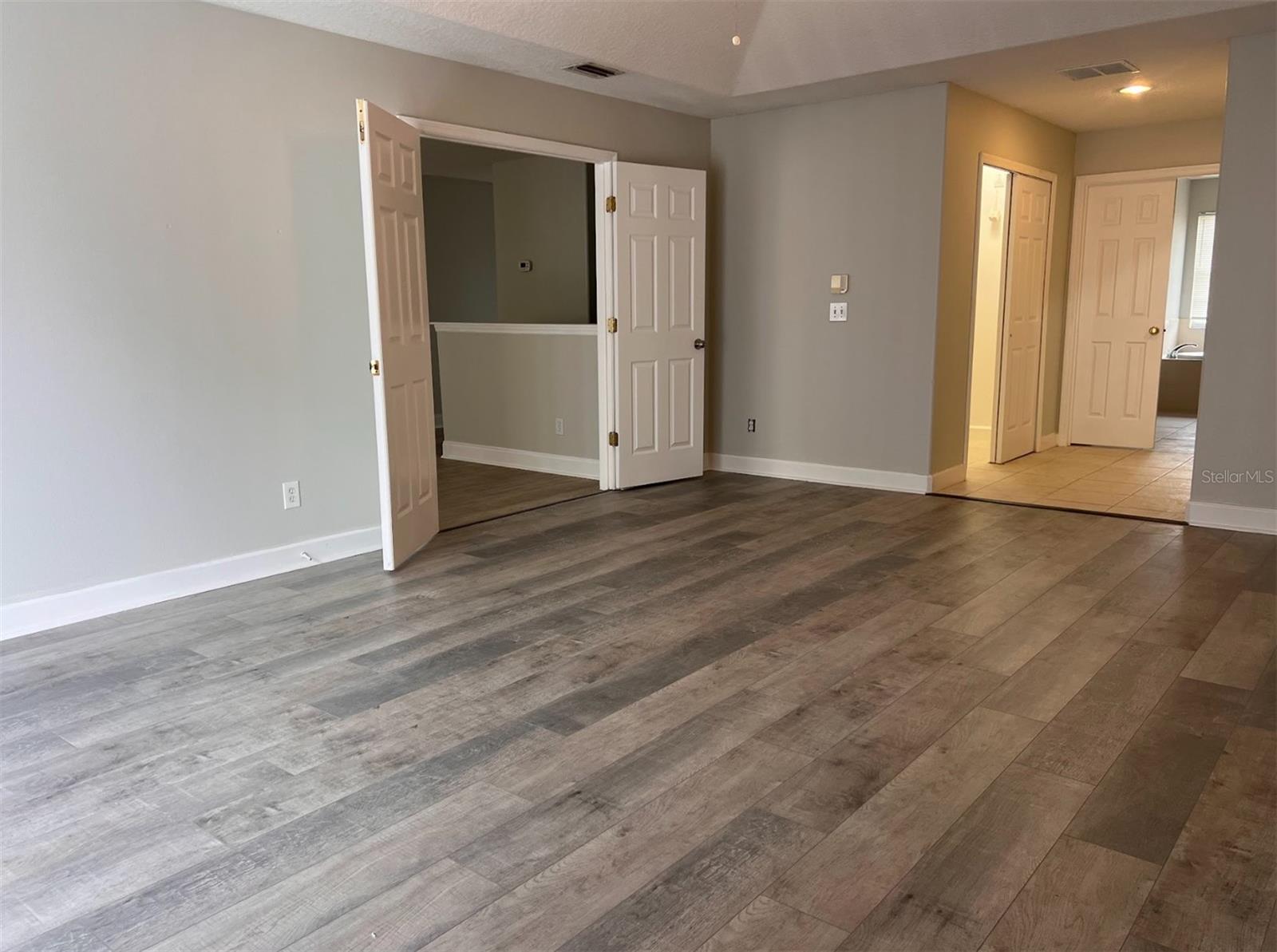 Image 24 of 30 For 6025 39th Court E