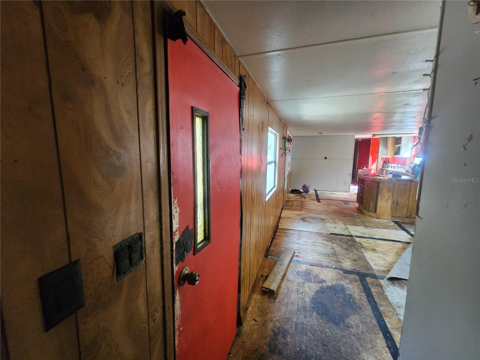 Image 12 of 17 For 217 Lakeview Drive