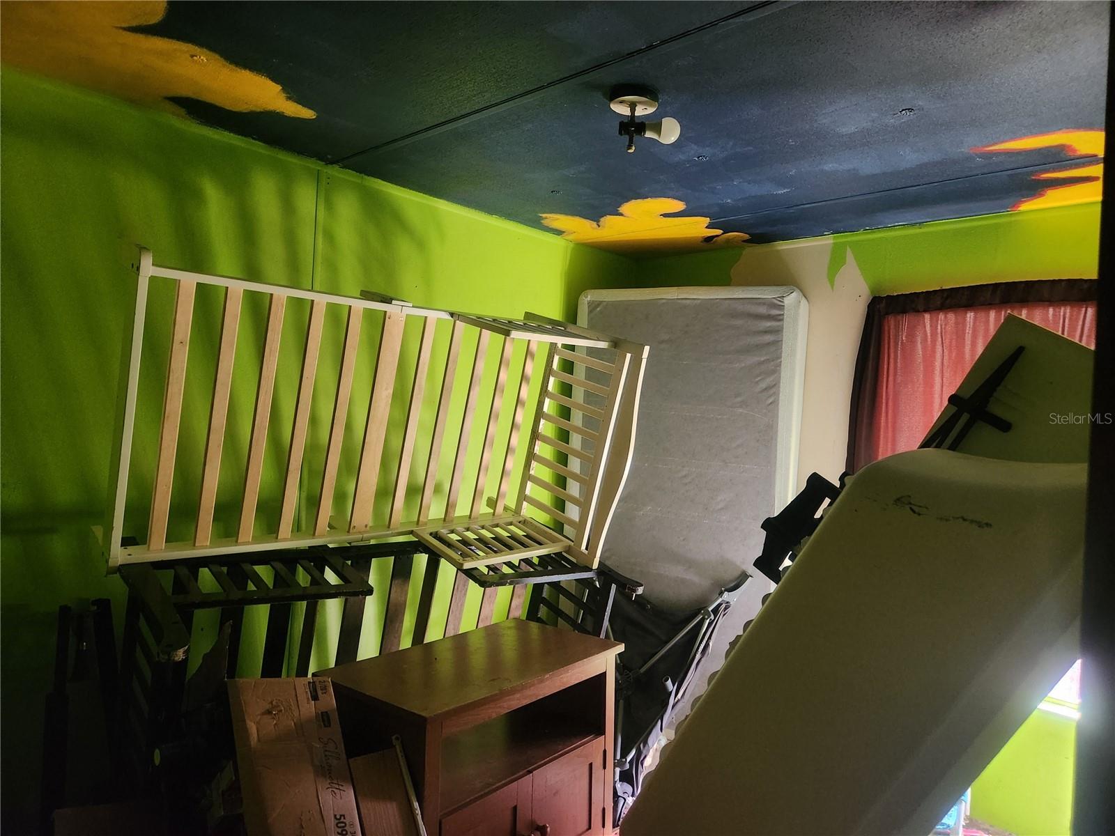 Image 14 of 17 For 217 Lakeview Drive