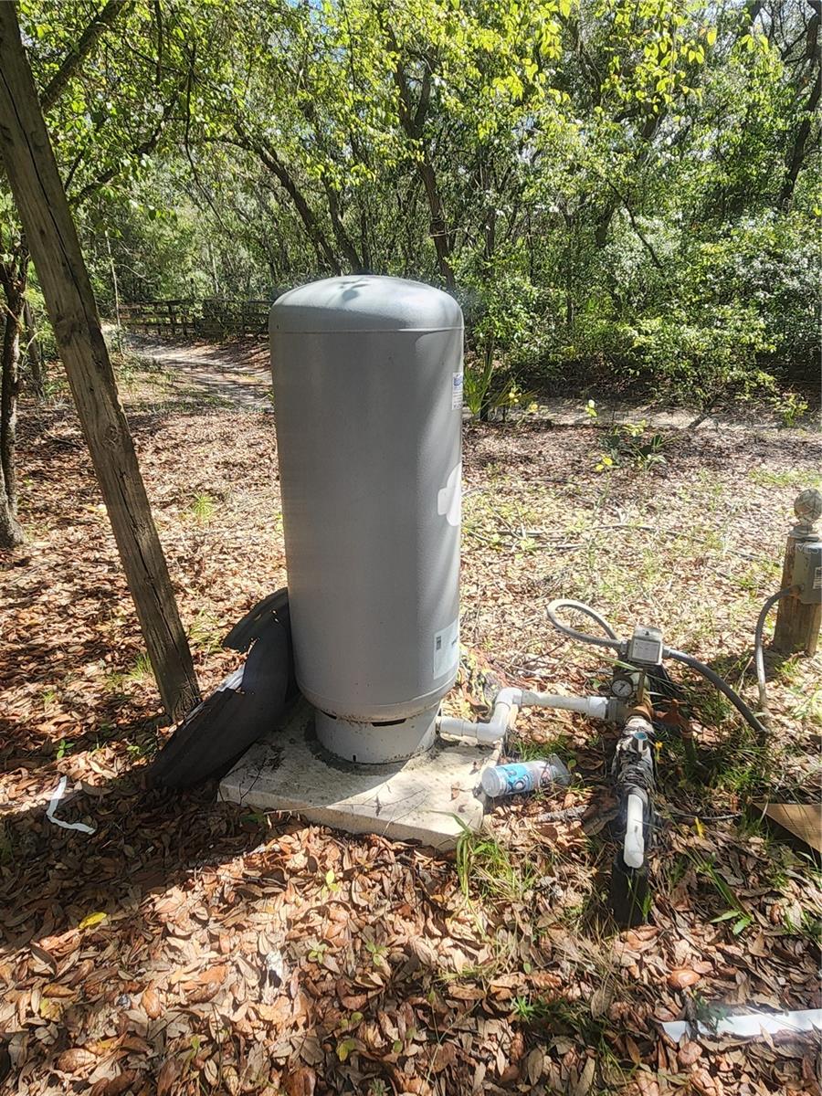 Image 16 of 17 For 217 Lakeview Drive