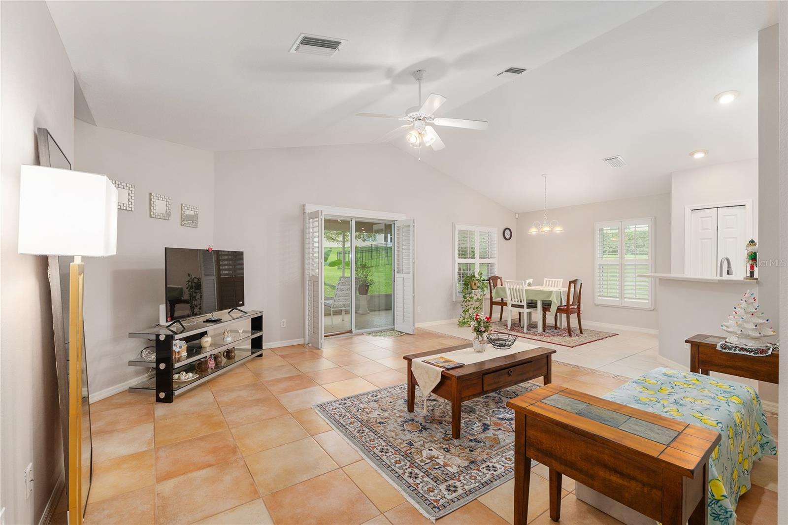 Image 18 of 69 For 2602 20th Circle