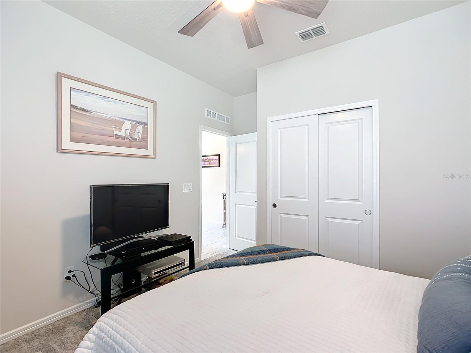 Image 17 of 49 For 9474 52nd Loop