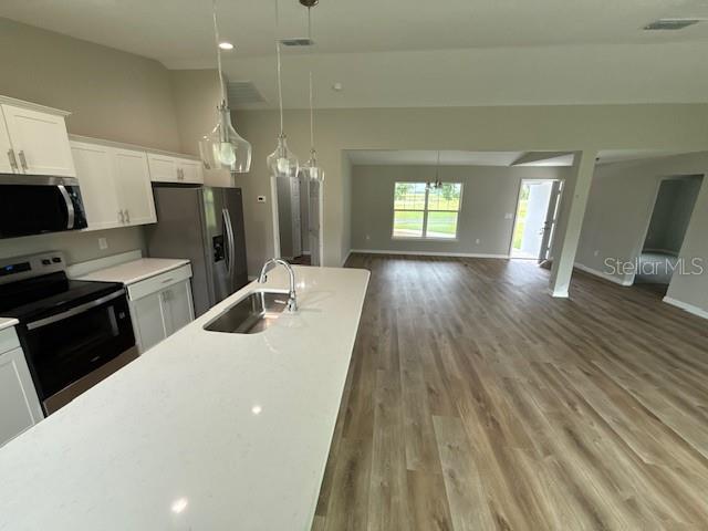 Image 7 of 30 For 17634 112th Place