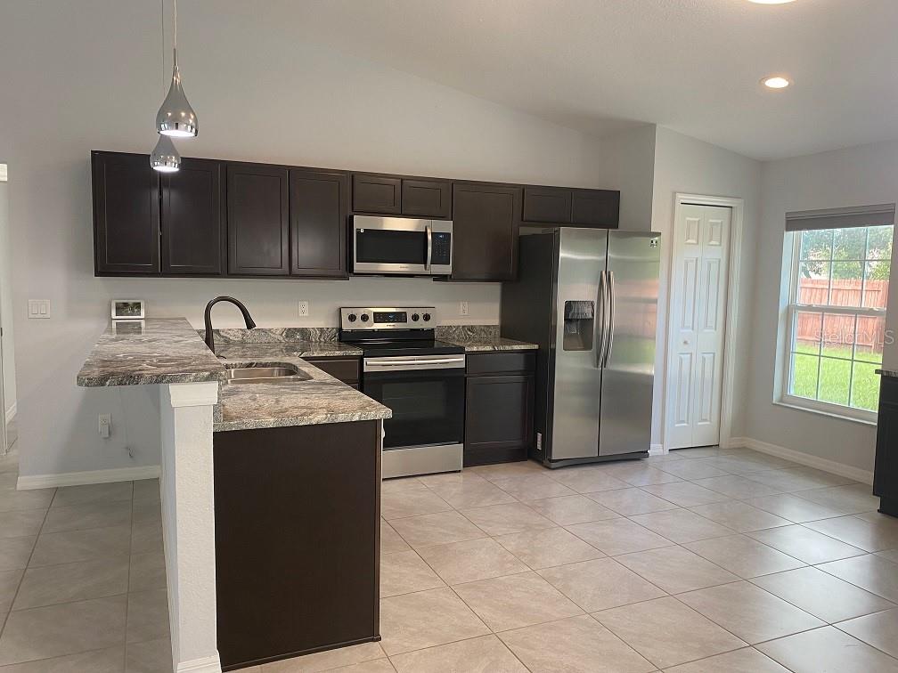 Image 4 of 15 For 13258 29th Circle