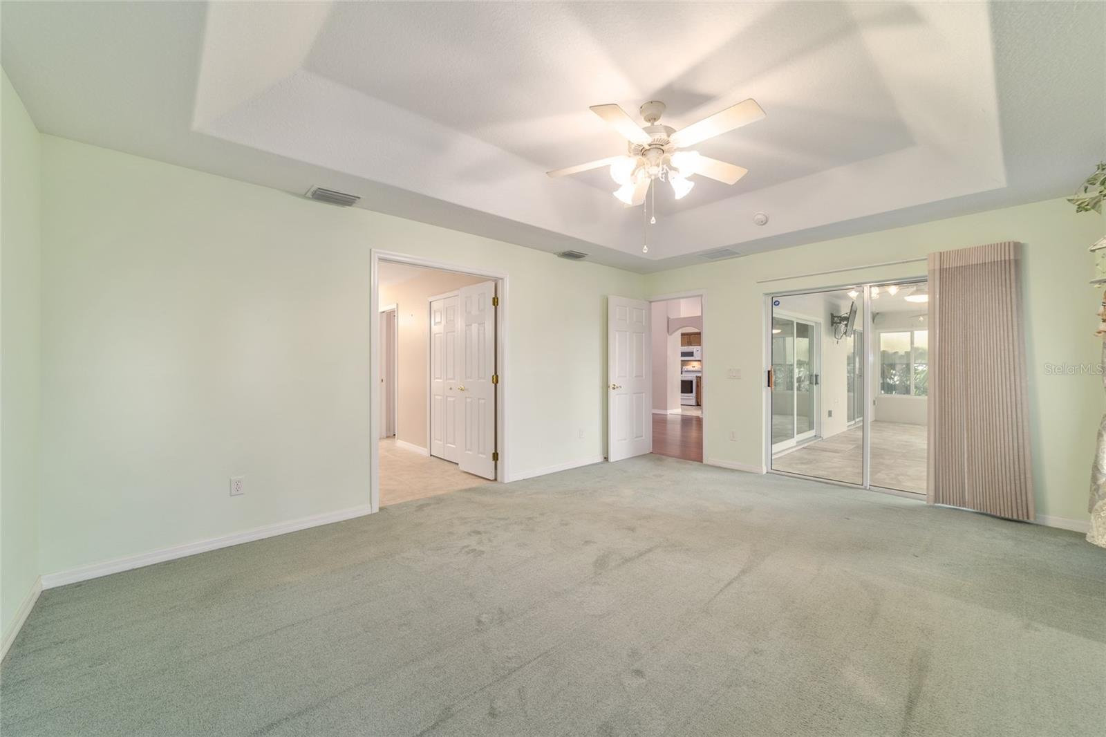 Image 19 of 54 For 16369 14th Avenue Road